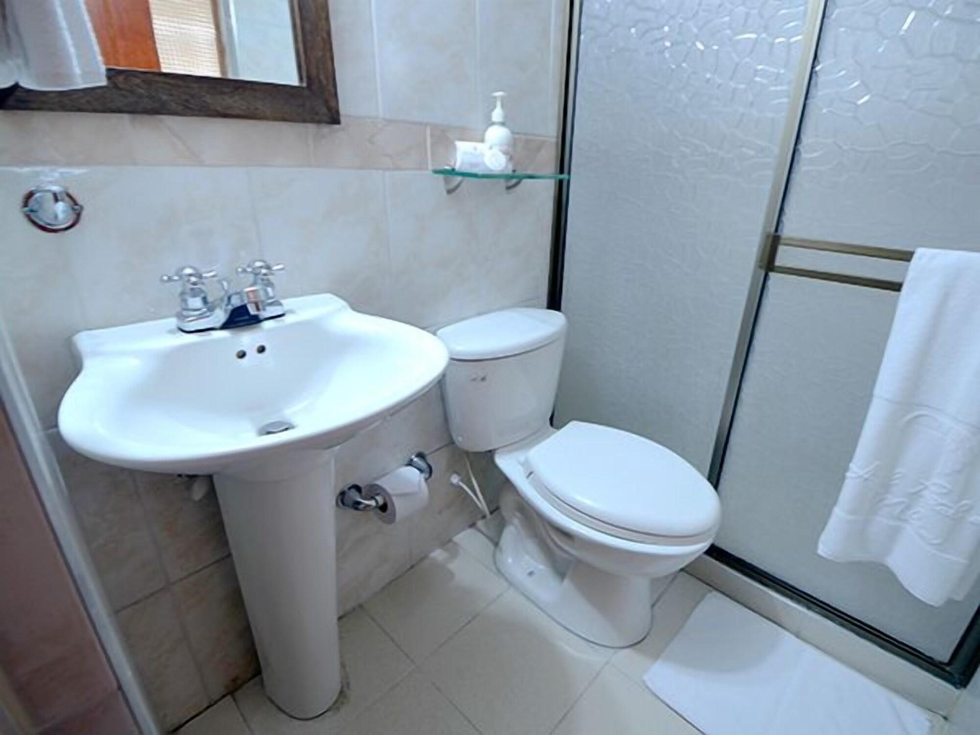 Hotel Portal De Milan Manizales Bagian luar foto